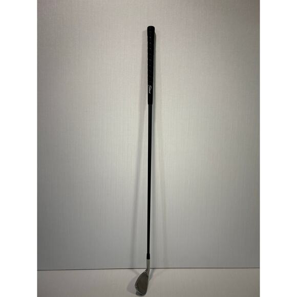 Titleist Select Custom Graphite Technology gold club 981 Iron 8 right handed - Picture 2 of 5